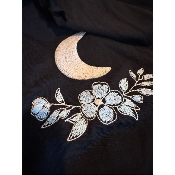 Torrid 5 plus size Palmistry Relax Fit Heritage Jersey Distressed Tee shirt top - Picture 8 of 9